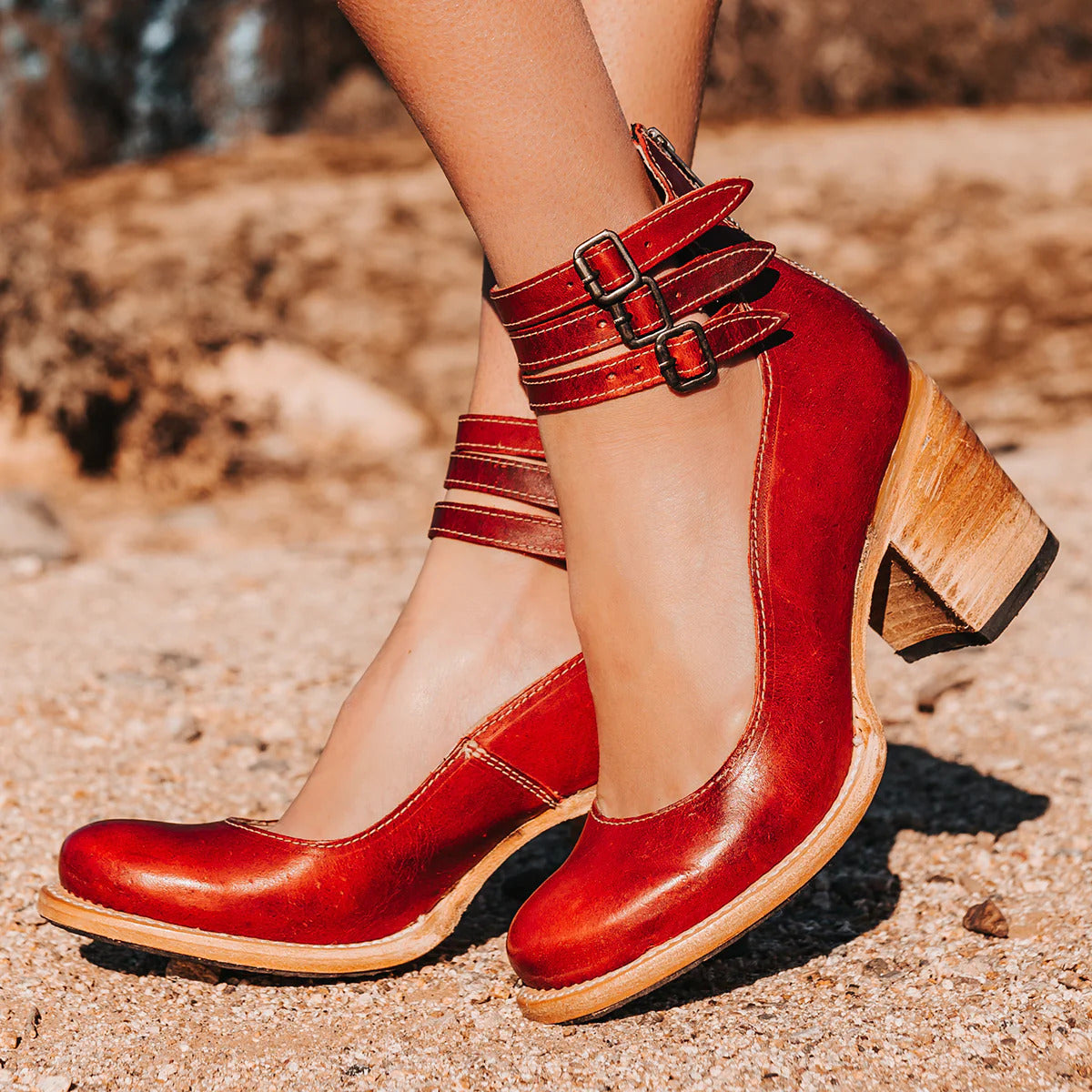 Antiqua | Vintage Classic Heels
