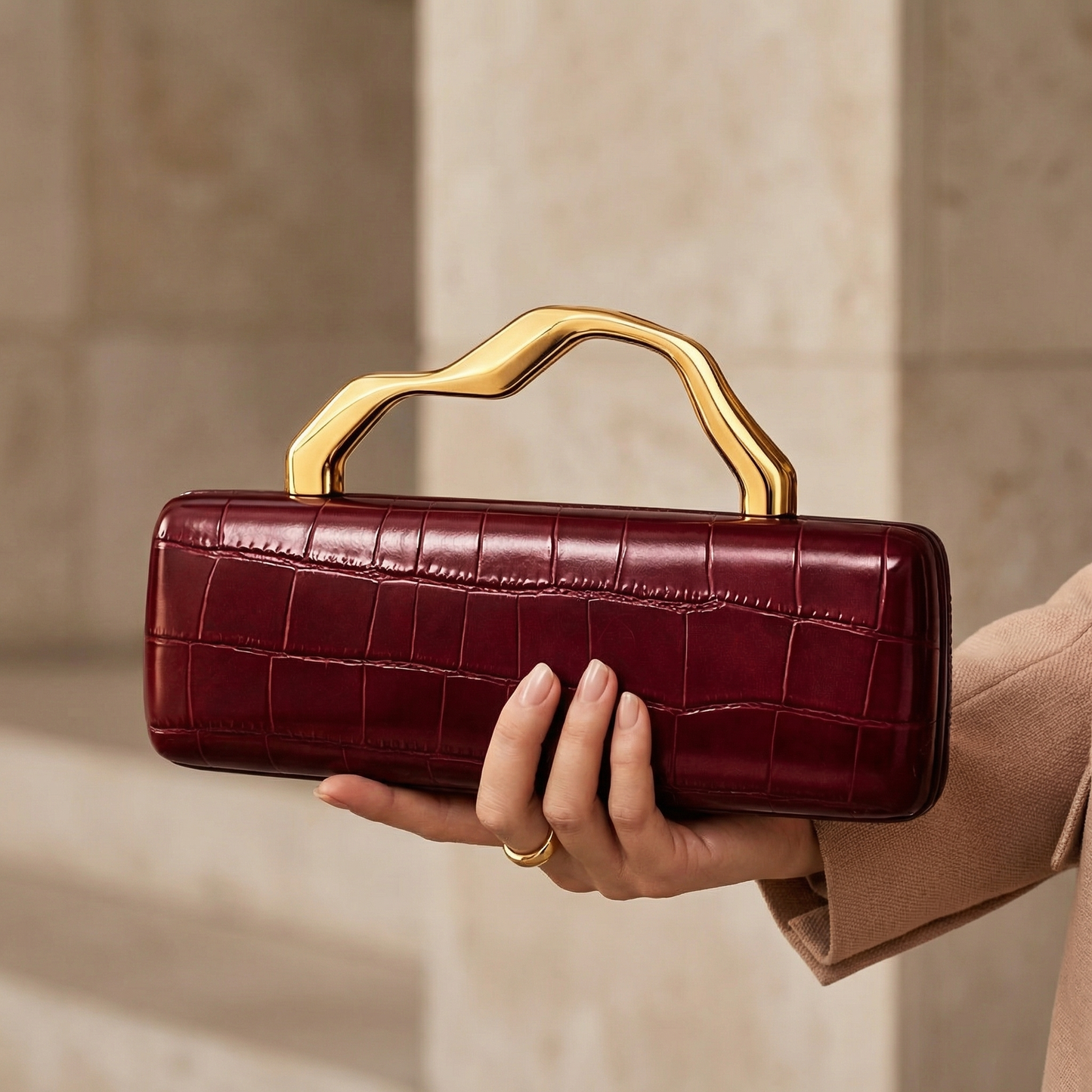 Vera Clutch